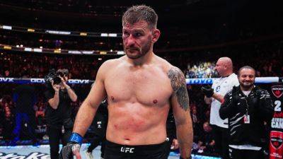 Stipe Miocic says he's retiring after TKO loss at UFC 309 - ESPN