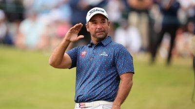 New father Rafael Campos emotional after first PGA Tour win - ESPN