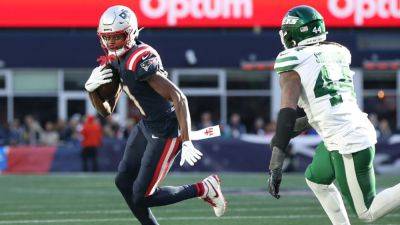 Jeremy Fowler - Deandre Hopkins - Source: WR Tyquan Thornton plans to sign with Chiefs - ESPN - espn.com - county Brown - state Missouri - county Rice