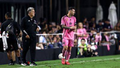 Miami coach Gerardo Martino steps down for personal reasons - ESPN