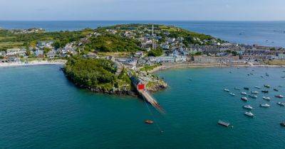 Williams - Beautiful islands near Cornwall where you can stay in cottages owned by royals - manchestereveningnews.co.uk - parish St. Mary - county Prince William