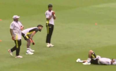Sarfaraz Khan's Unorthodox Fielding Leaves Virat Kohli In Splits. Rishabh Pant's Reaction Goes Viral - Watch