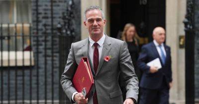 Government considering social media ban for teenagers - manchestereveningnews.co.uk - Britain - Australia