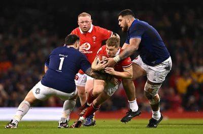 Adam Beard - Christ Tshiunza - Warren Gatland - Aaron Wainwright - Rassie Erasmus - Sam Costelow - Gatland changes four for Wales clash with Springboks - news24.com - Scotland - Australia - South Africa