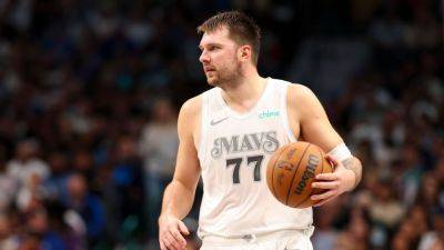 Luka Doncic has wrist strain, out at least a week for Mavericks - ESPN