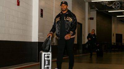 Russell Wilson's Steelers' jacket leads NFL Week 12's arrivals - ESPN