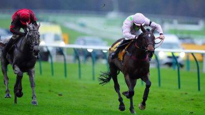 Mudlark Royale Pagaille defends Betfair Chase crown