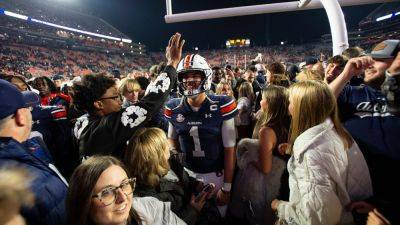 Michael Chang - Unranked Auburn upsets CFP-hopeful Texas A&M in 4 OT thriller after game-tying score is dropped - foxnews.com - Usa - county Day - Jordan - state Texas - state Mississippi - state Alabama - state Oklahoma