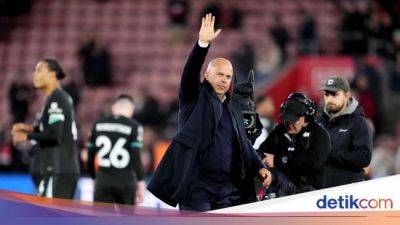 Slot Jadi Manajer dengan 10 Kemenangan Tercepat di Premier League