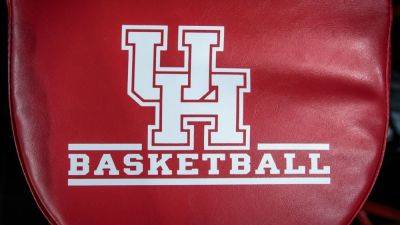 Houston lands C Chris Cenac Jr., its highest-ranked recruit in modern era - ESPN