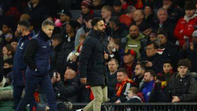 Sean Dyche - Ruben Amorim - Amorim says Man United have no excuses against Everton despite tight turnaround - channelnewsasia.com