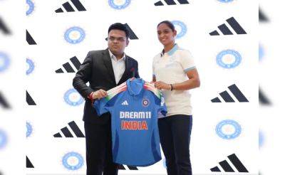 Watch: Harmanpreet Kaur Unveils Indian Cricket Team's New ODI Jersey