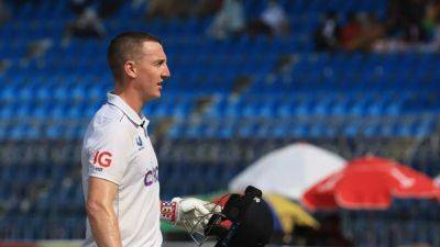 Chris Woakes - Harry Brook - Daryl Mitchell - Tom Latham - Tom Blundell - Devon Conway - Matt Henry - Nathan Smith - Glenn Phillips - NZ clinging on in Christchurch after England's Brook hits 171 - channelnewsasia.com - New Zealand - county Kane