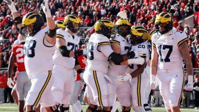 Michigan upsets Ohio State for 4th straight win in rivalry - ESPN