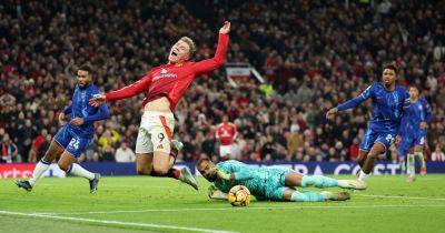 Robert Sanchez - Bruno Fernandes - Dermot Gallagher - Ruud Van-Nistelrooy - Levi Colwill - Rasmus Hojlund - Man United handed new Rasmus Hojlund penalty verdict vs Chelsea amid VAR theory and referee demand - manchestereveningnews.co.uk - Spain - county Dane