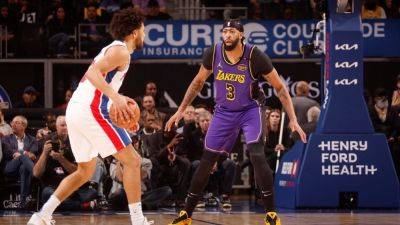Anthony Davis - Tobias Harris - Paris Olympics - Anthony Davis aggravates foot injury as Lakers road woes continue - ESPN - espn.com - Los Angeles - county Harris
