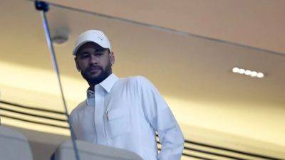 Neymar suspects latest injury nothing more serious than cramp