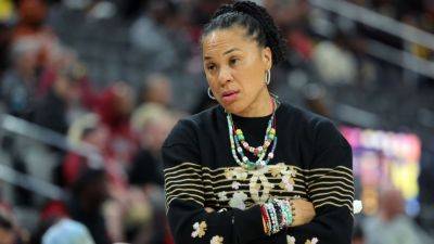 USC, No. 1 South Carolina struggle on NCAA opening day - ESPN