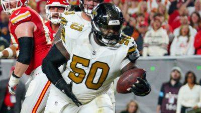 Saints' Khalen Saunders, brother of Swift backup dancer, defends Jason Kelce after phone smashing incident