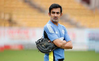 Gautam Gambhir Schooled Over Pitch Gamble, Faces Stern Rahul Dravid Comparison