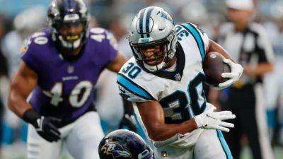 Canadian running back Chuba Hubbard signs 4-year contract extension with Panthers