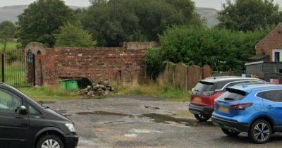 The half-built 'luxury' sheep shelter causing uproar in a small village - manchestereveningnews.co.uk - county Ray