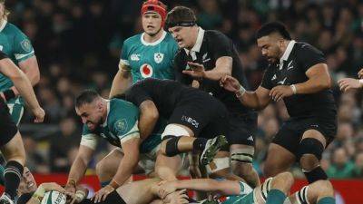 Ireland's Farrell bemoans errors as long unbeaten home streak ends