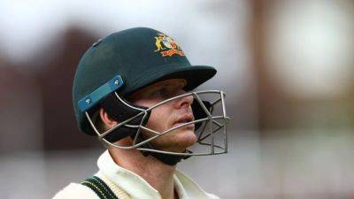 Steve Smith - Australia's Smith consults 'Mr Cricket' in bid to arrest slump - channelnewsasia.com - Australia - India