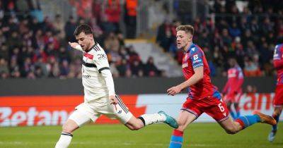 Man United star Bruno Fernandes delivers one-word Mason Mount verdict after Viktoria Plzen