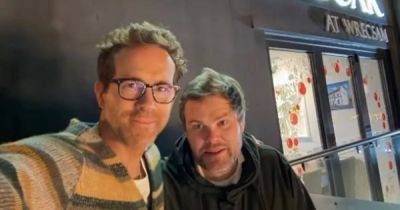 Ryan Reynolds - Rob Macelhenney - Ryan Reynolds and Channing Tatum stun drinkers at local pub before 'classy' move - manchestereveningnews.co.uk