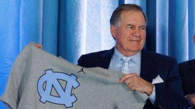 QB Bryce Baker sticks with UNC, praises Belichick's NFL style - ESPN
