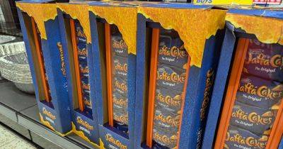 Shoppers scrambling for Home Bargains' £5.99 Jaffa Cakes Dispenser