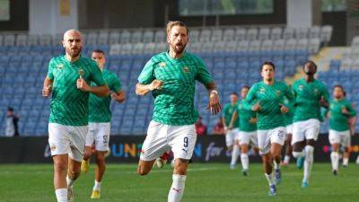 Austrian striker Burgstaller suffers skull fracture in assault