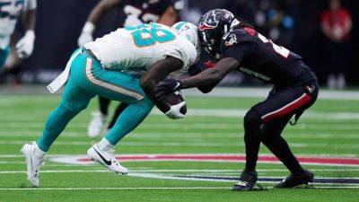 Tim Warner - Tua Tagovailoa - Texans' Calen Bullock talks scary play that left Dolphins' Grant DuBose hospitalized - foxnews.com