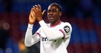 Three Man City players from Manchester United debacle start for U21s as new striker option emerges