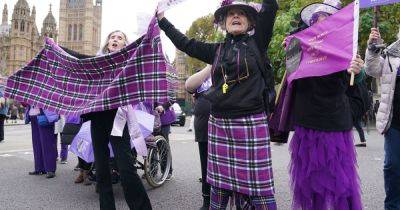 Boris Johnson - Donald Trump - WASPI campaigners slam government's 'bizarre and totally unjustified' compensation decision - manchestereveningnews.co.uk