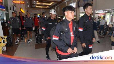 Timnas Pulang ke Tanah Air, Bersiap Menjamu Filipina di Stadion Manahan - sport.detik.com - Indonesia