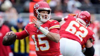 Chiefs' Patrick Mahomes to start vs. Texans, despite ankle injury - ESPN