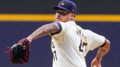 Sources - Mets, Frankie Montas agree to 2-year, $34M deal - ESPN