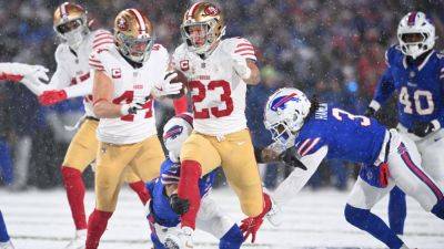 49ers RBs Christian McCaffrey, Jordan Mason both headed to IR - ESPN