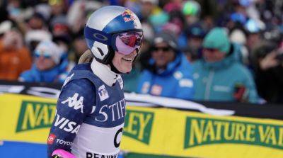 Lindsey Vonn Smokes Critics Of Her Skiing Comeback
