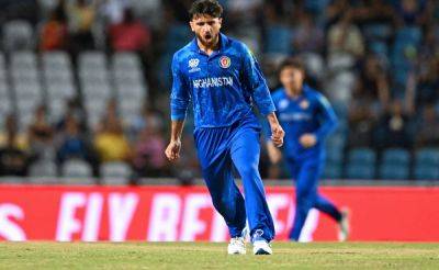 Fazalhaq Farooqi - Craig Ervine - Afghanistan Pacer Fazalhaq Farooqi Fined For Showing Dissent At Umpire's Decision - sports.ndtv.com - Zimbabwe - Afghanistan