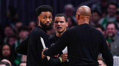 Jaylen Brown - Joe Mazzulla - Celtics coach Joe Mazzulla quips that he wished ref a 'Merry Christmas' in irate postgame outburst - foxnews.com - county Brown