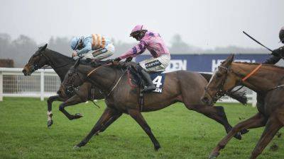 Crambo claims a second Long Walk Hurdle at Ascot - rte.ie - county Henry