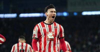 Cardiff City 2-0 Sheffield United: Moore haunts old club as double leaves Bluebirds in relegation zone