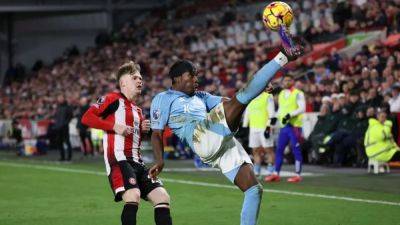 Forest win 2-0 to hand Brentford first home defeat of season