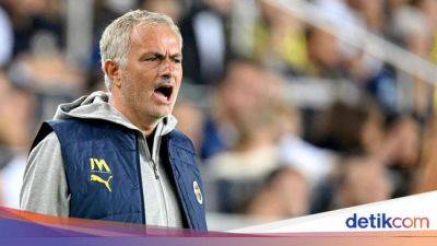 Jose Mourinho Marah-marah Terus di Fenerbahce