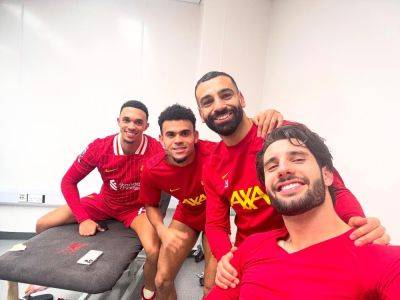 Salah stars as rampant Liverpool hit Spurs for six