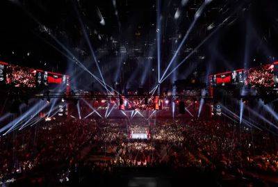 Photos: The stage is set for Usyk and Fury