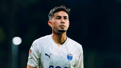 Singapore footballer Adam Swandi retires at 28 due to heart condition